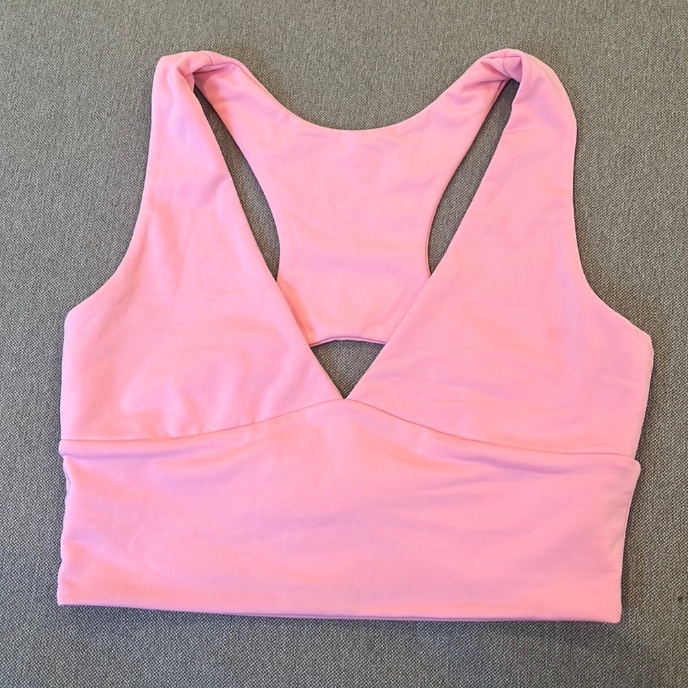 pink crop top w cutout in the back